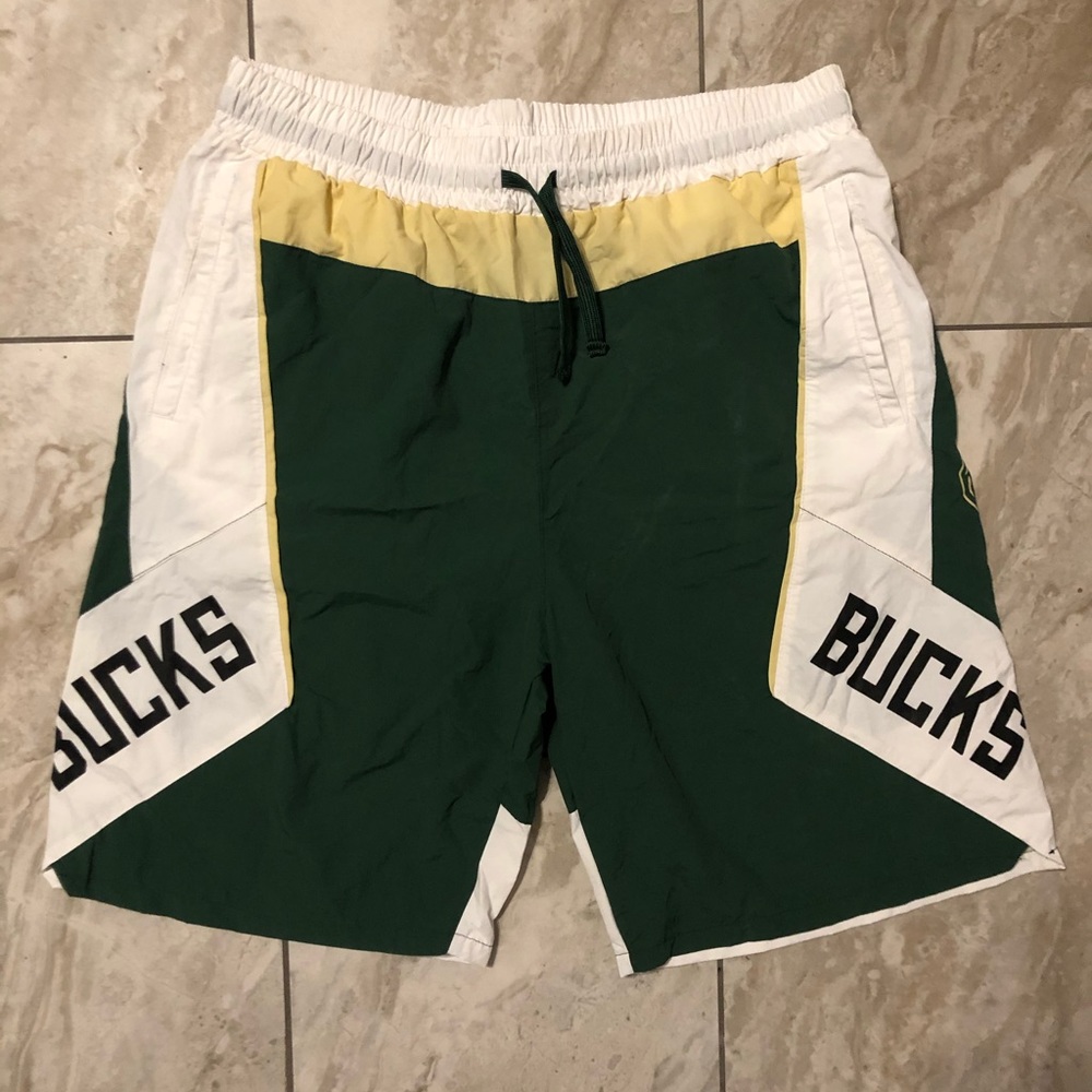 Bucks shorts
